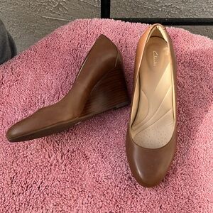 Clarks Women's Brown Pumps